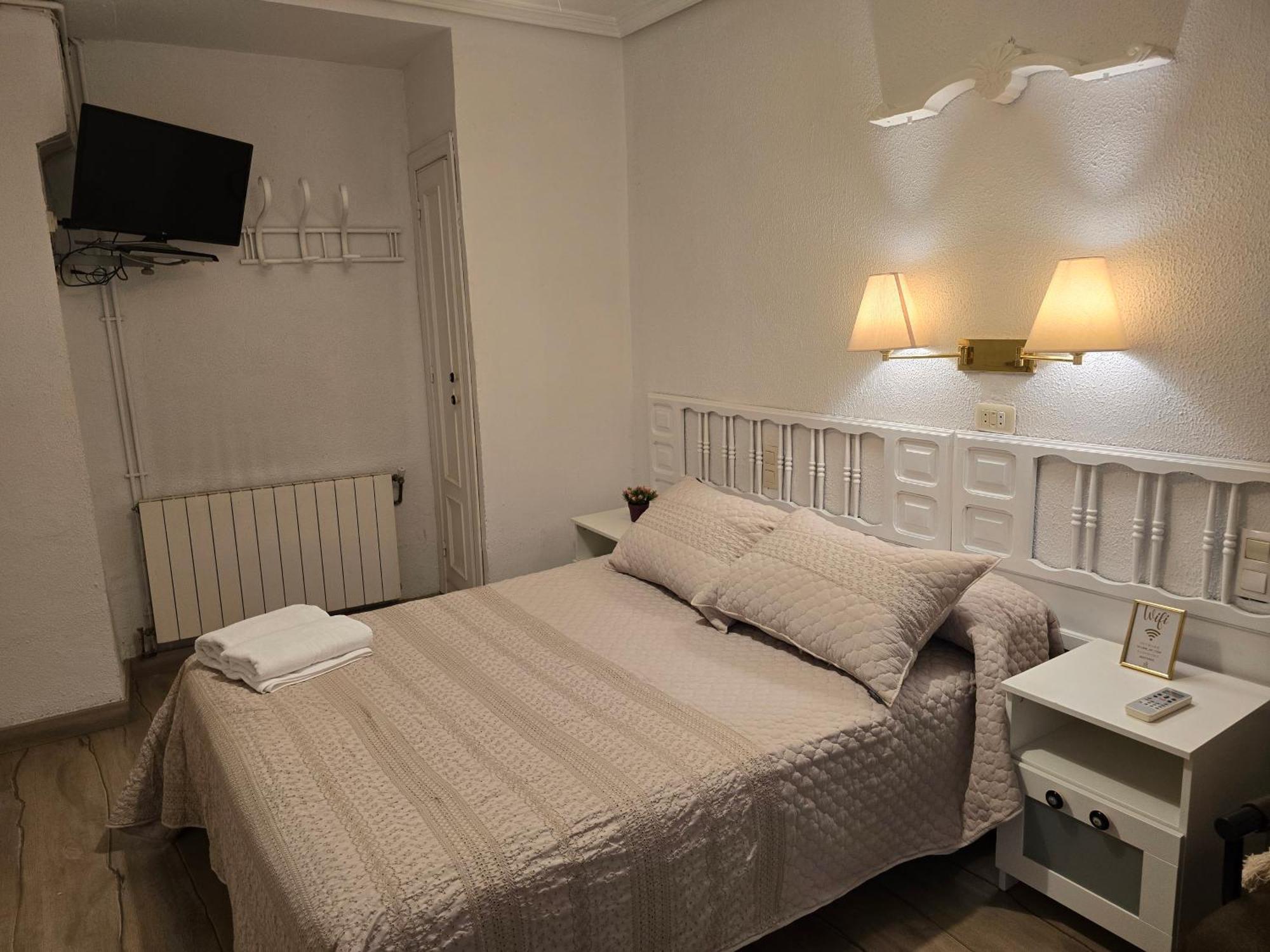 Pension Martin Jaen Exterior photo